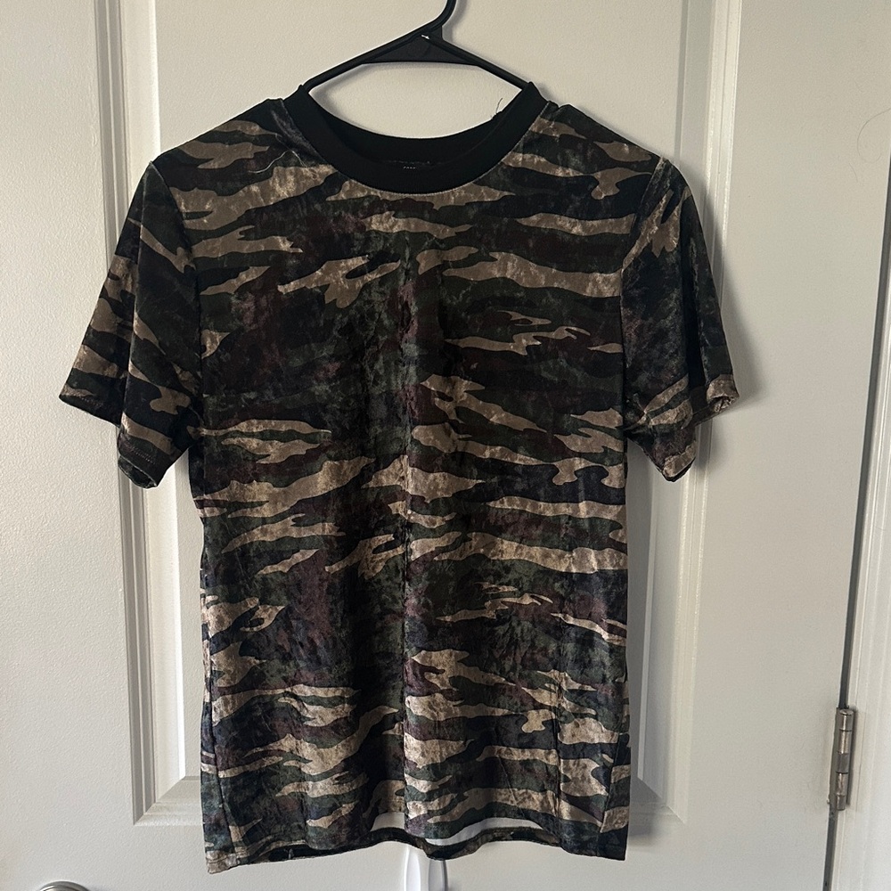 Forever 21 Crushed Velvet Camo Short Sleeve Tee